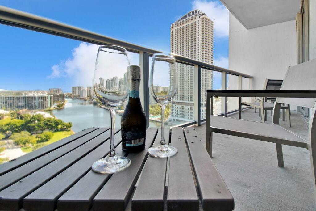 Ocean View 2Br 2Bth Hallandale Beach Miami Ft Lauderdale 外观 照片