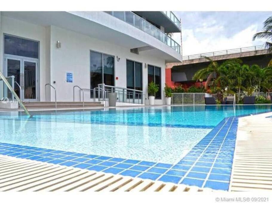 Ocean View 2Br 2Bth Hallandale Beach Miami Ft Lauderdale 外观 照片